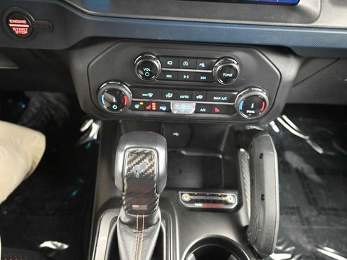 Used 2022 Ford Bronco Raptor image 24