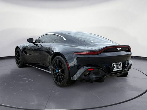 Used 2019 Aston Martin V8 Vantage Coupe RWD image 17