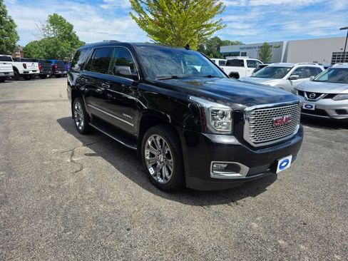 Used 2017 GMC Yukon Denali w/ Open Road Package AWD/4WD image 5