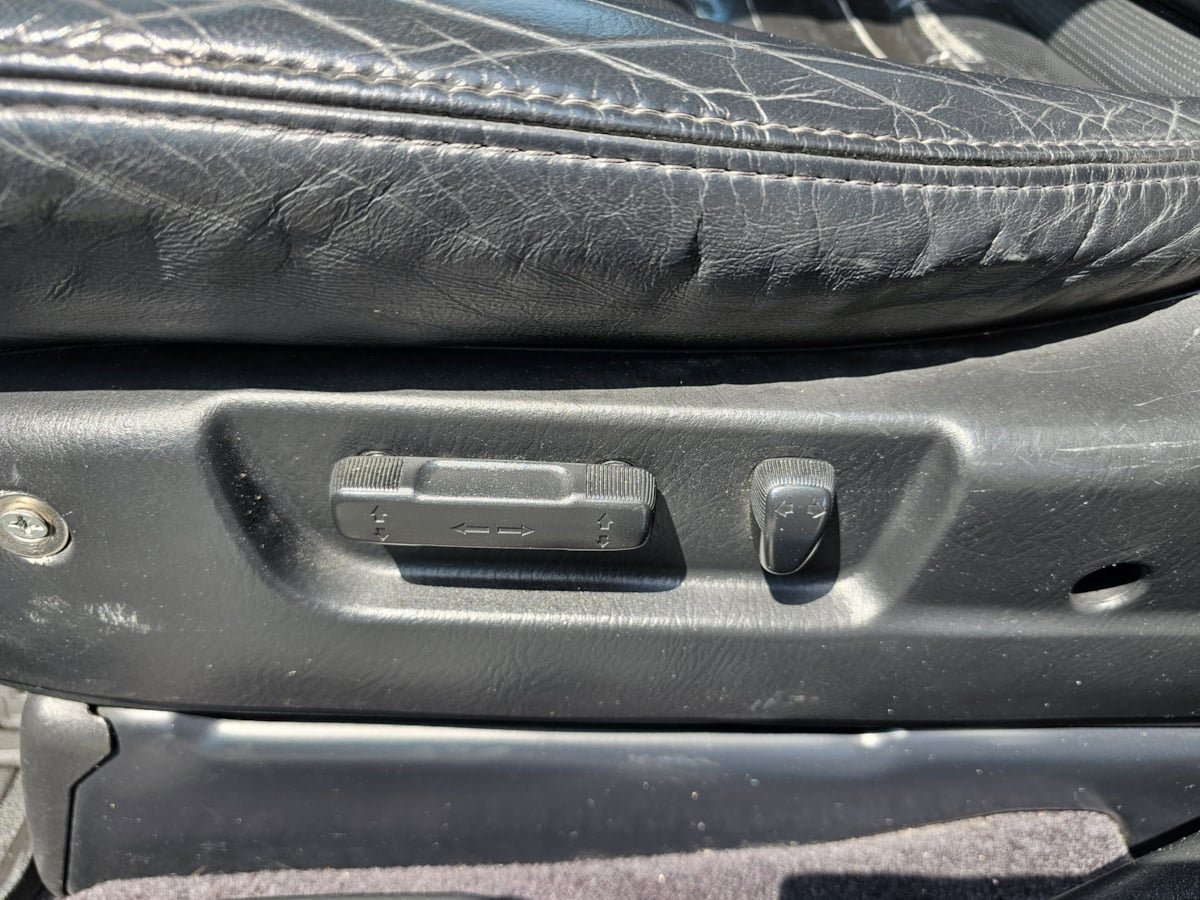 Used 2004 Acura MDX AWD/4WD image 12