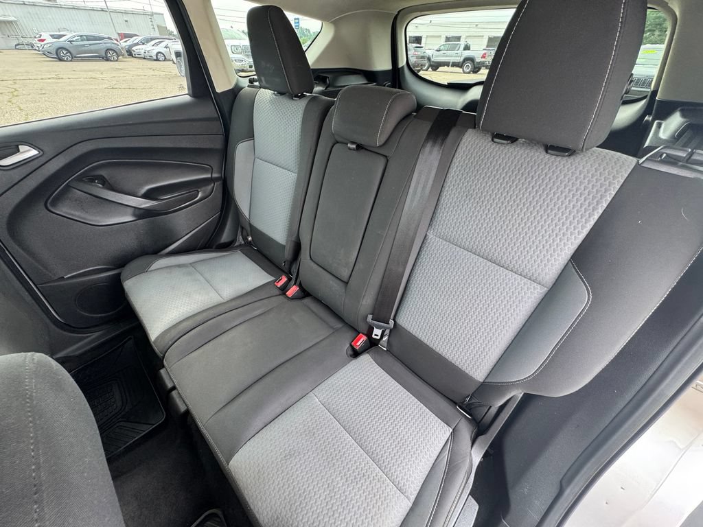 Used 2017 Ford Escape SE FWD image 22