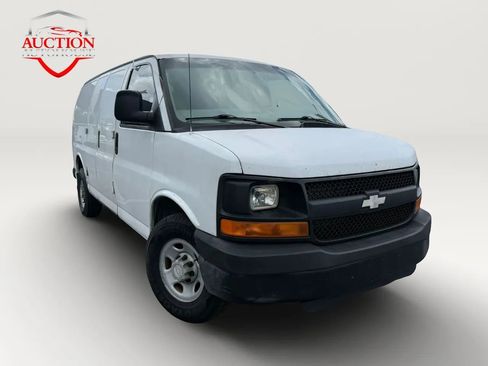 Used 2008 Chevrolet Express 2500 RWD image 3