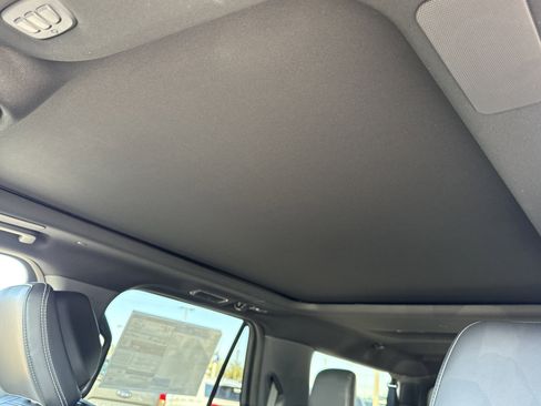 New 2026 Ford Expedition Max Platinum image 19