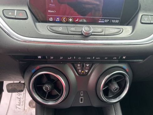 Used 2022 Chevrolet Blazer LT image 25