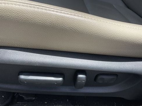 Used 2014 Honda Accord Touring image 27