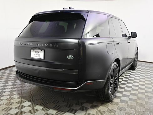 Used 2023 Land Rover Range Rover First Edition image 6