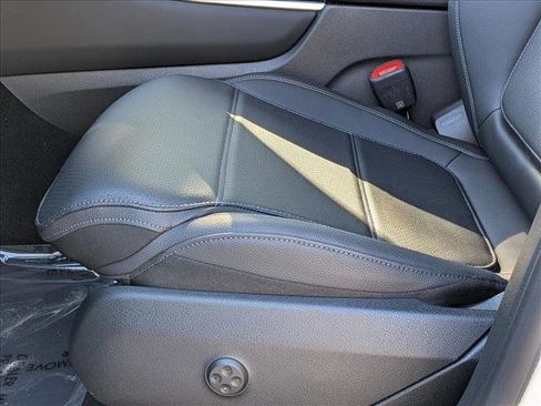 New 2026 Mercedes-Benz GLC 300 image 4