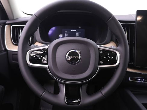 New 2026 Volvo XC60 B5 Plus w/ Protection Package Premier AWD/4WD image 15