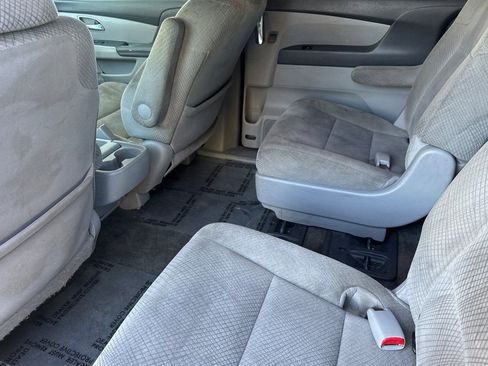 Used 2015 Honda Odyssey EX image 27