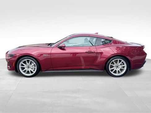 Used 2025 Ford Mustang GT Premium image 11