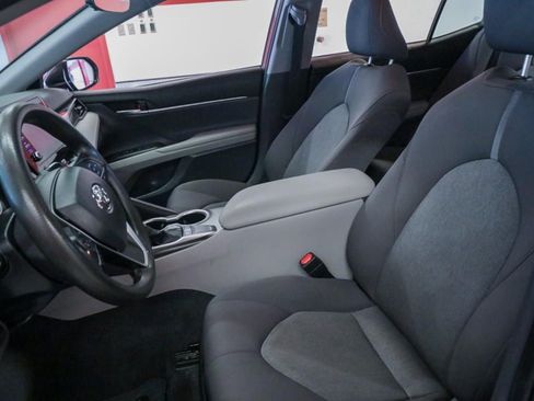 Used 2023 Toyota Camry LE FWD image 17