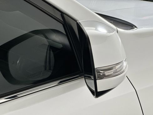 Used 2022 Lexus GX 460 Premium w/ Premium Package image 10