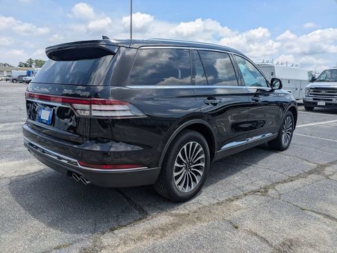 Certified 2023 Lincoln Aviator Reserve w/ Elements Package Plus AWD/4WD image 5