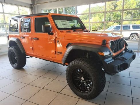 New 2025 Jeep Wrangler Sport S image 6