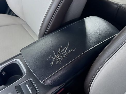 Used 2019 Ford Fusion SE w/ Equipment Group 151A image 18