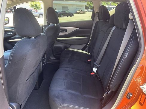 Used 2021 Nissan Murano SV FWD image 12