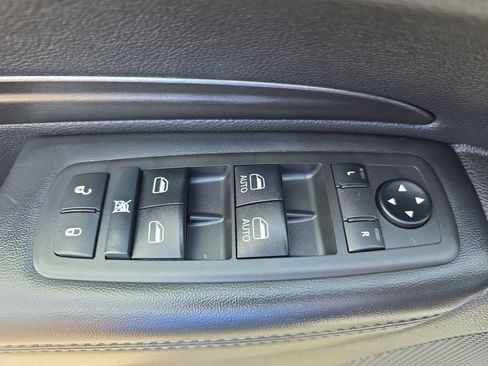 Used 2021 Dodge Durango SXT AWD/4WD image 18