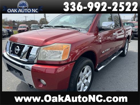 Used 2014 Nissan Titan SL image 1