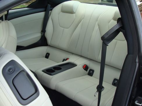 Used 2017 INFINITI Q60 w/ Premium Plus Package 2.0T image 8