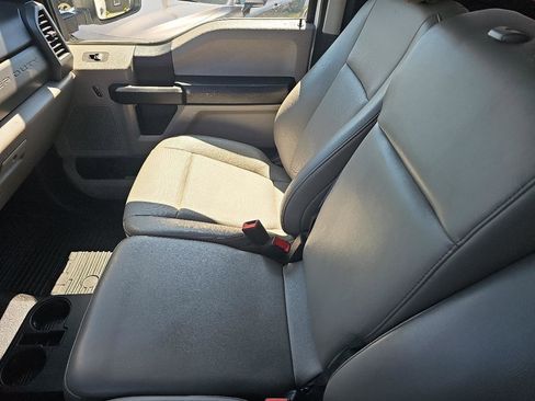 Used 2021 Ford F250 XL w/ STX Appearance Package AWD/4WD image 17