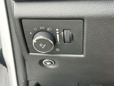 Used 2016 Jeep Grand Cherokee Laredo image 15