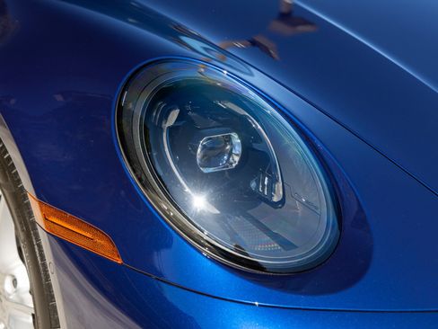 Certified 2026 Porsche 911 Carrera RWD image 15