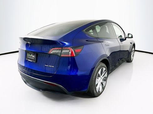 Used 2023 Tesla Model Y Long Range AWD/4WD image 9