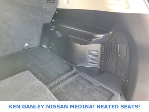 Used 2019 Nissan Rogue SV image 45