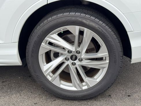 Used 2022 Audi Q7 Premium Plus image 44