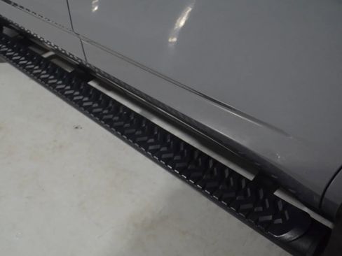 Used 2022 Chevrolet Tahoe Z71 w/ Luxury Package image 11