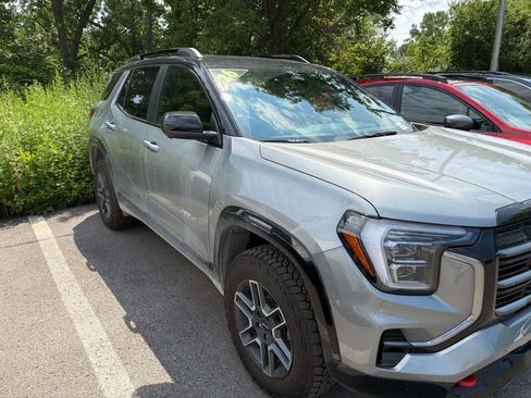 Used 2026 GMC Terrain AT4 w/ Convenience Package III AWD/4WD image 7