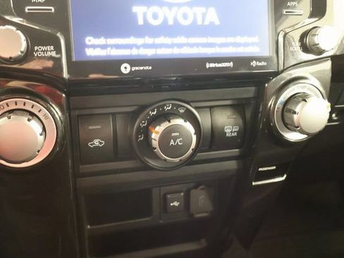 Certified 2024 Toyota 4Runner TRD Off-Road Premium w/ Off Road Premium Plus Package AWD/4WD image 25