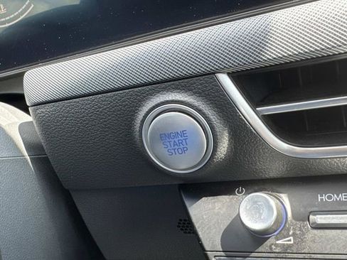 Used 2025 Hyundai Sonata SEL FWD image 29