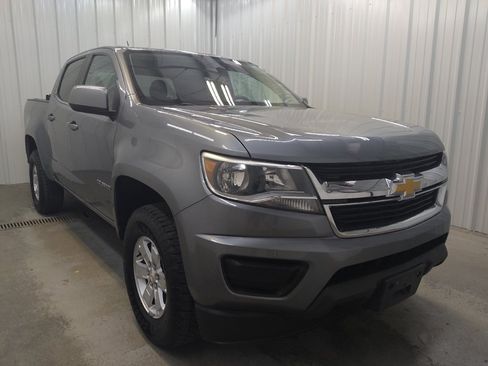Used 2019 Chevrolet Colorado W/T w/ WT Convenience Package RWD image 13