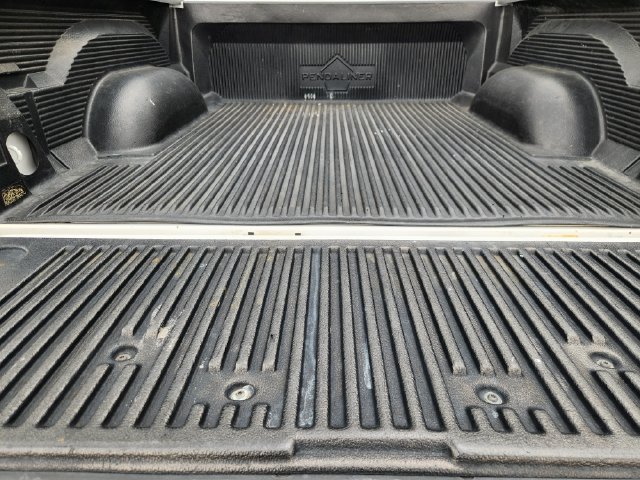 Used 2021 RAM 1500 Classic SLT AWD/4WD image 31