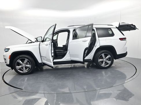Used 2021 Jeep Grand Cherokee L Limited AWD/4WD image 69