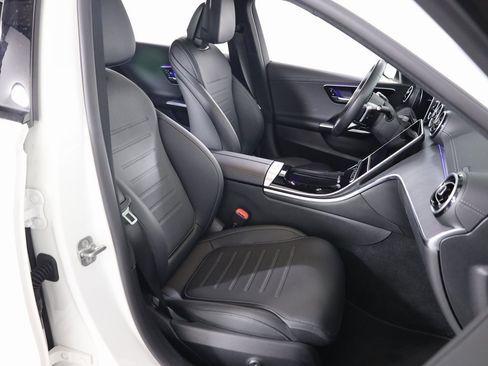 Used 2025 Mercedes-Benz C 300 C 300 image 40