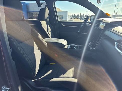 Certified 2025 GMC Acadia Elevation image 22