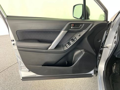 Used 2018 Subaru Forester 2.5i w/ Alloy Wheel Package AWD/4WD image 12