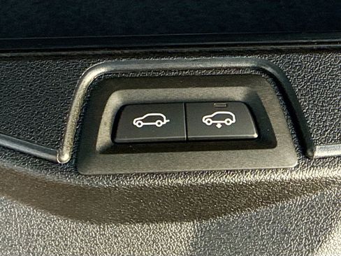 New 2026 BMW X5 xDrive50e w/ M Sport Package image 12