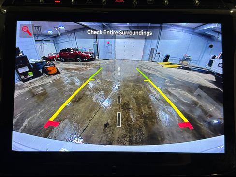 Used 2023 Jeep Grand Cherokee Limited image 31