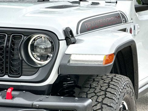 New 2026 Jeep Gladiator Rubicon image 16