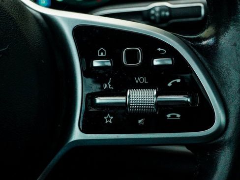 Used 2020 Mercedes-Benz GLE 350 image 26