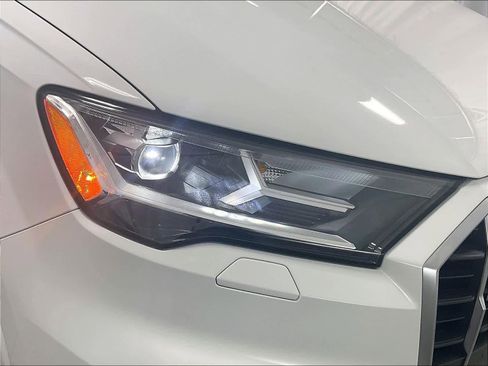 Used 2022 Audi Q7 3.0T Premium w/ Convenience Package image 33