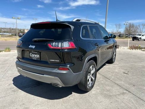 Used 2019 Jeep Cherokee Limited w/ Technology Group AWD/4WD image 9