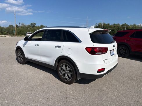 Used 2019 Kia Sorento EX AWD/4WD image 3