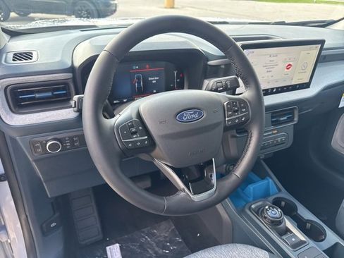 New 2025 Ford Maverick XLT w/ XLT Luxury Package image 24