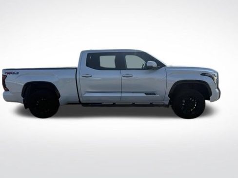 Used 2025 Toyota Tundra Platinum w/ TRD Off-Road Package AWD/4WD image 4