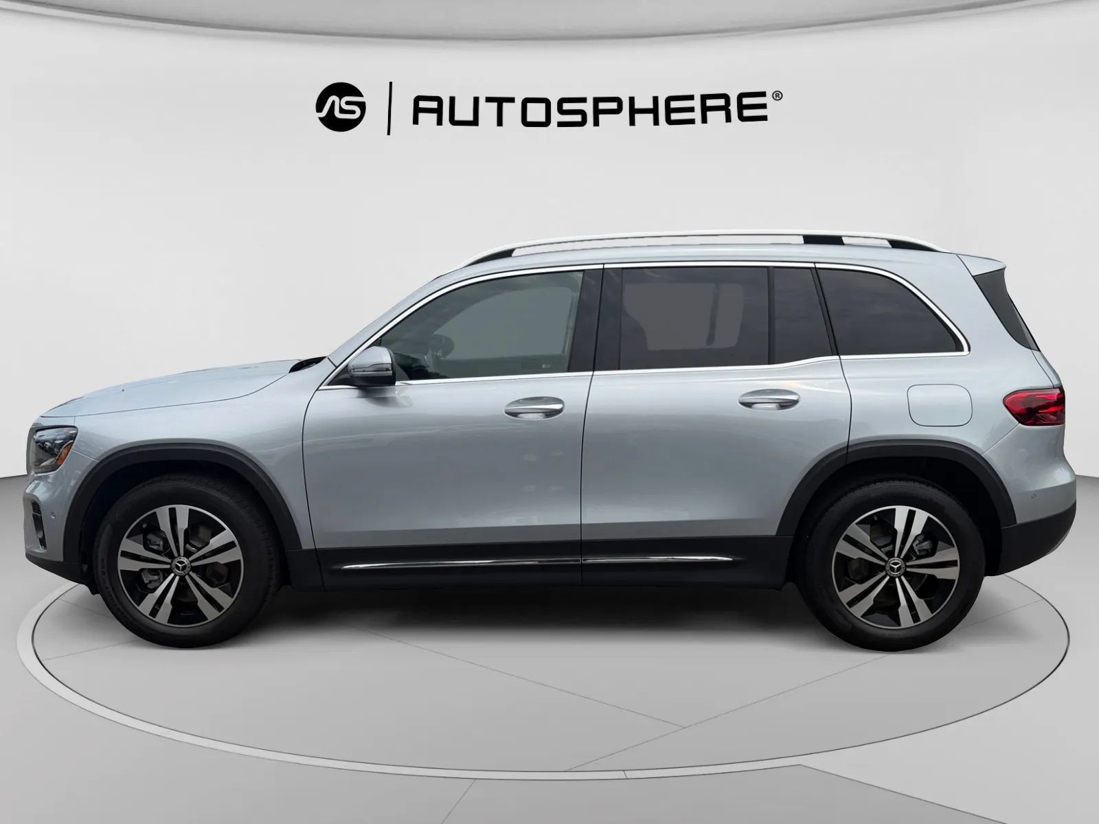 Used 2026 Mercedes-Benz GLB 250 image 4