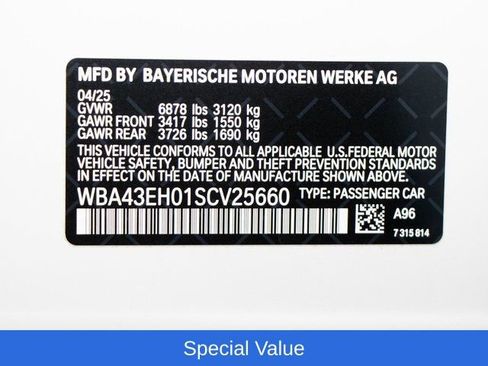 Used 2025 BMW 750e xDrive w/ Executive Package AWD/4WD image 24